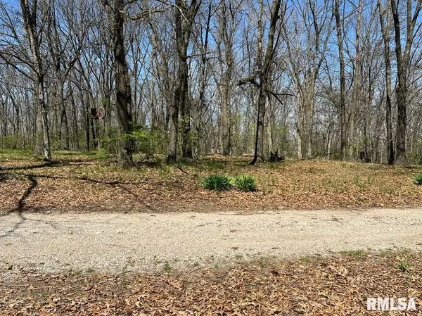 7 Flax Road, Macomb, IL 61455