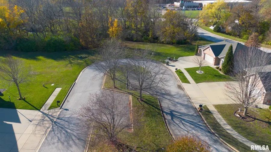 118 Susan Court, East Peoria, IL 61611 - Image #3