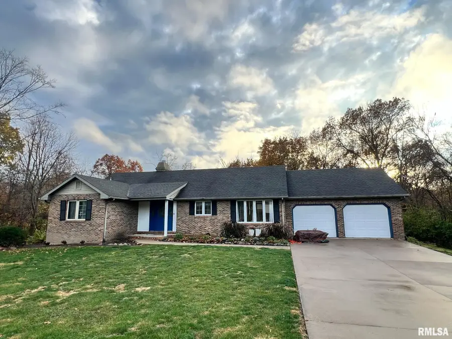 704 Bayside Circle, Germantown Hills, IL 61548 - Image #2