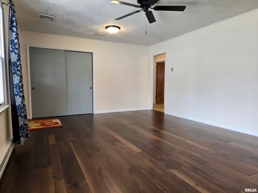 420 N Marion Street, Carthage, IL 62321 - Image #3