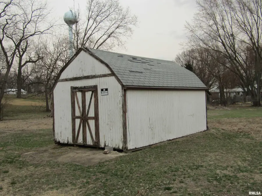 204 Chestnut, Forest City, IL 61532 - Image #3