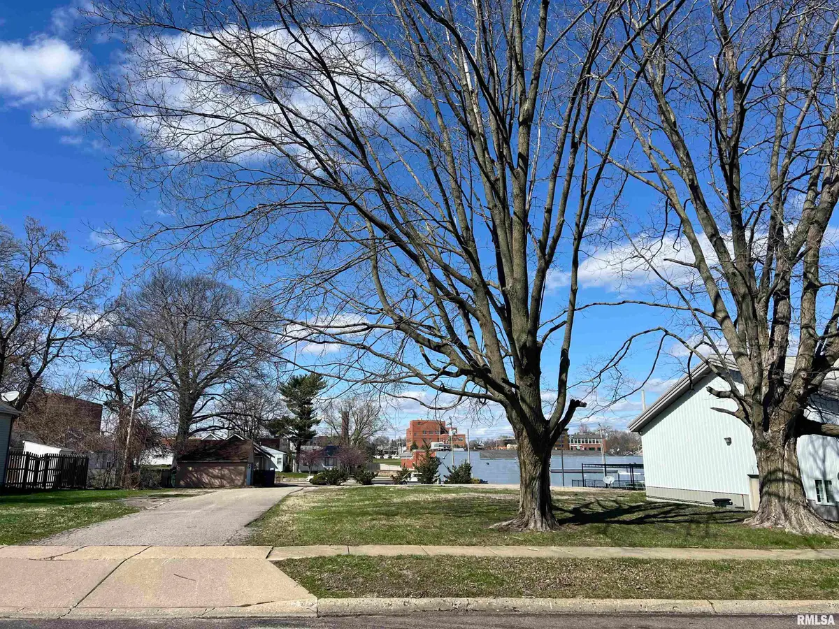 1224 E Moneta Avenue, Peoria Heights, IL 61616 - Image #1