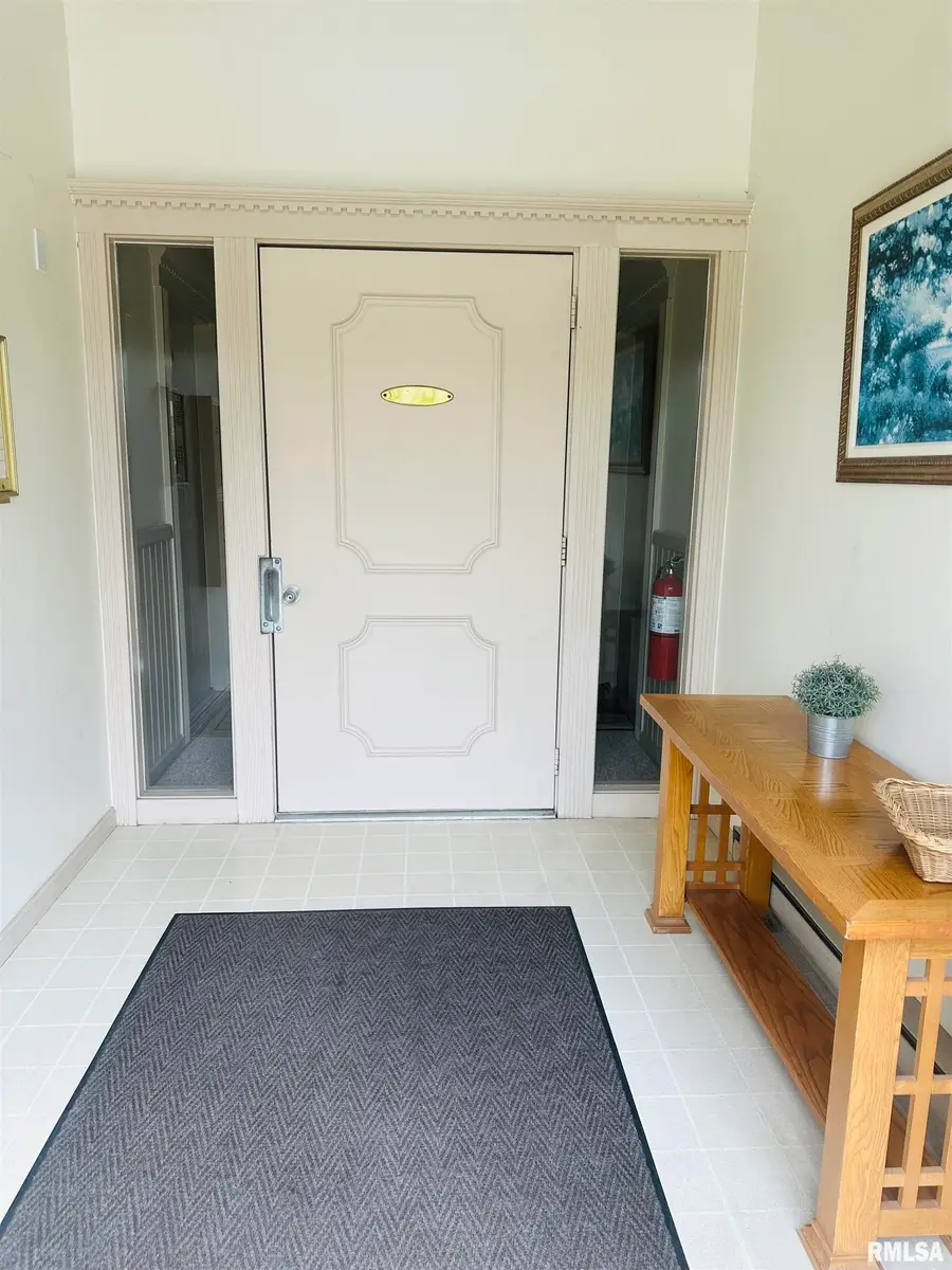 3505 W Willow Knolls Road #3G, Peoria, IL 61614 - Image #3