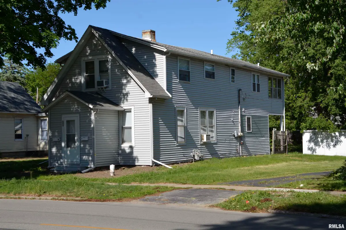 309 S Dudley Street, Macomb, IL 61455 - Image #1