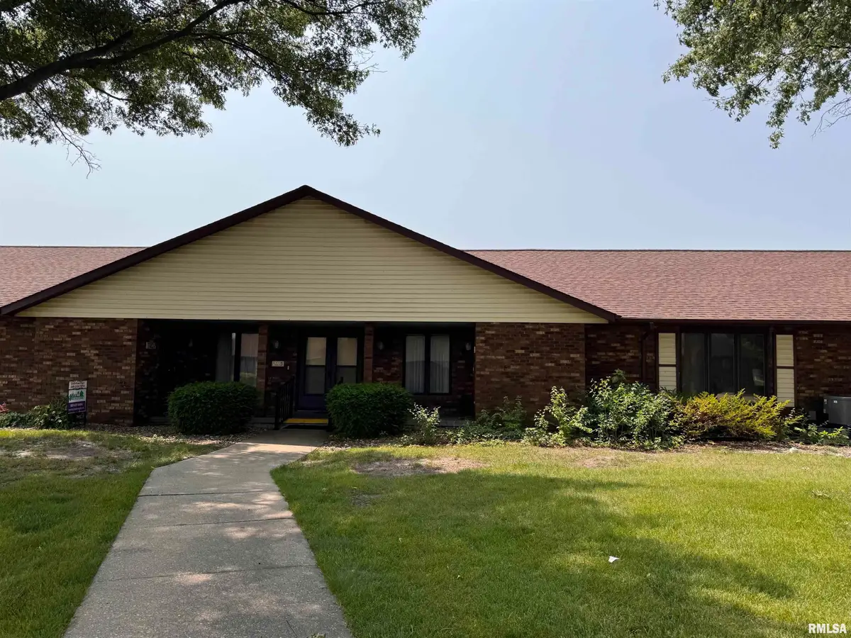 1905 S Madison Street, Macomb, IL 61455 - Image #1