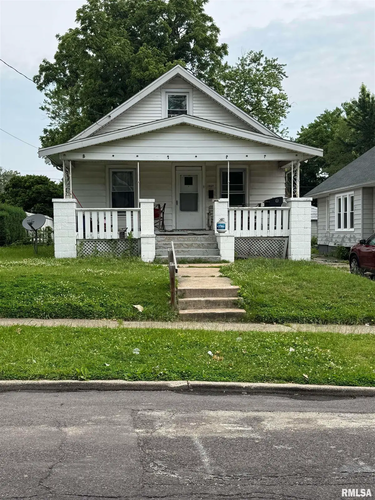 1207 W Mcclure Avenue, Peoria, IL 61604 - Image #1