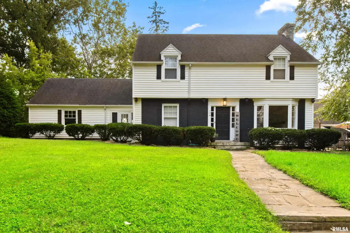 136 E Oak Park Drive, Peoria, IL 61614 - Image #1