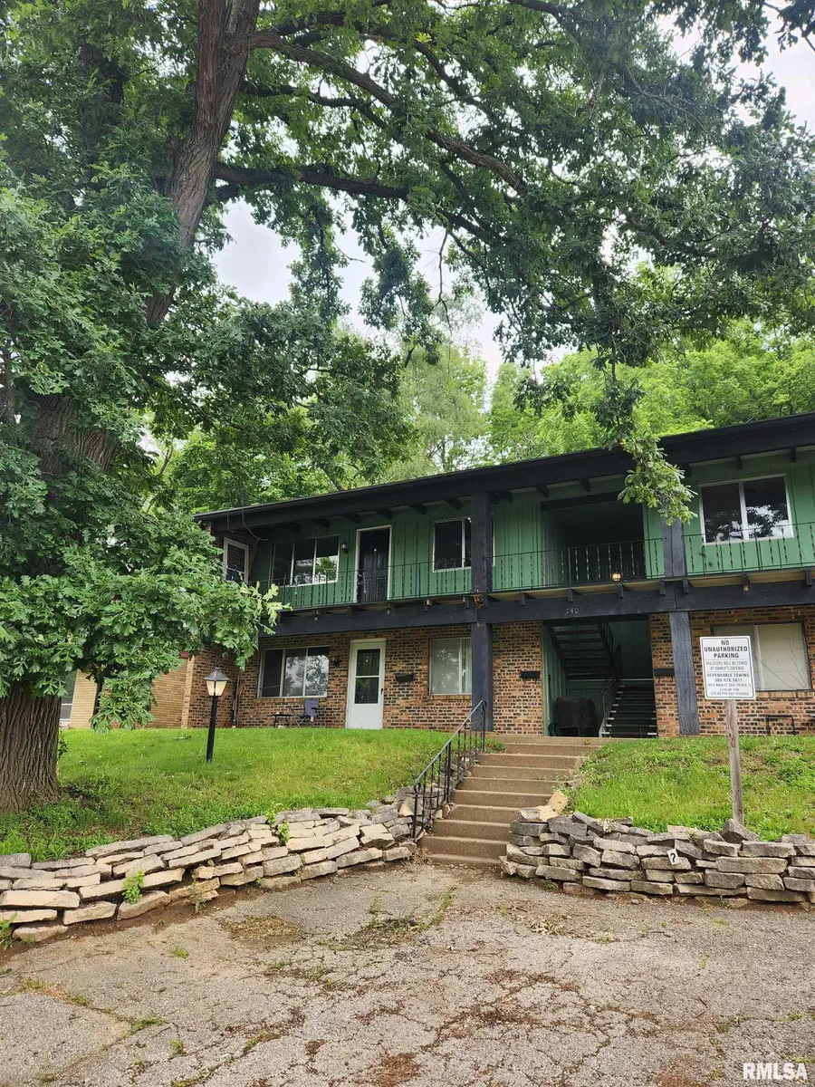 740 E Shore Drive #8, Pekin, IL 61554 - Image #3