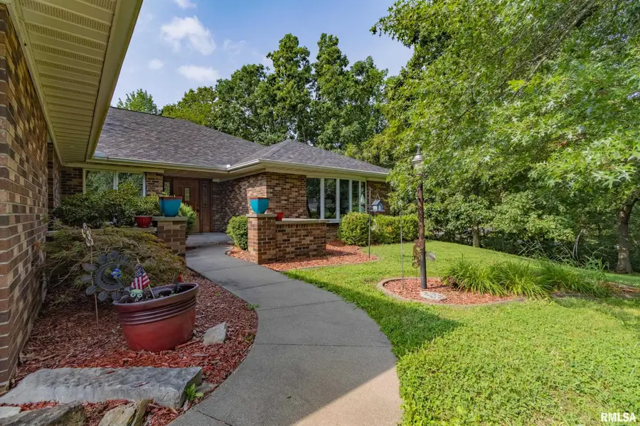 1001 Wigwam Hollow, Macomb, IL 61455 - Image #3