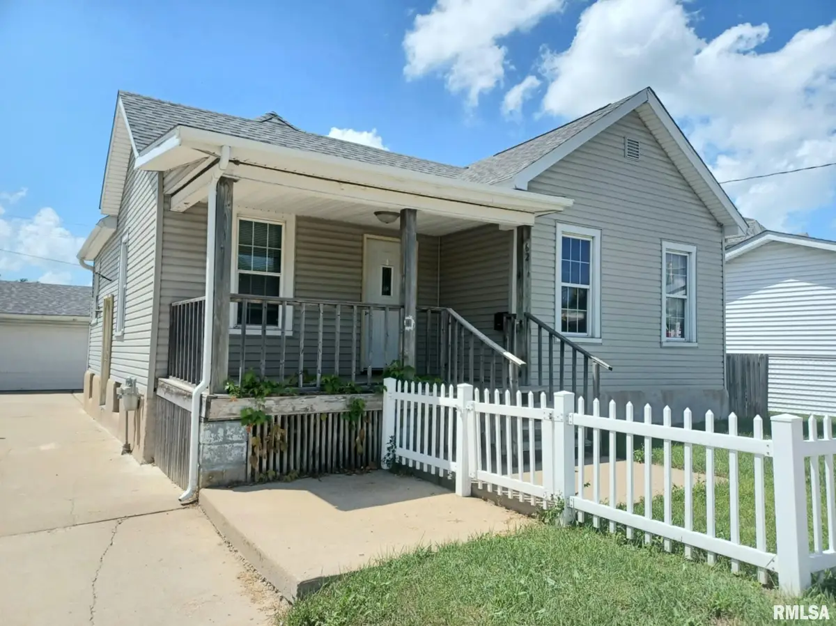 62 N 5th Avenue, Canton, IL 61520 - Image #1