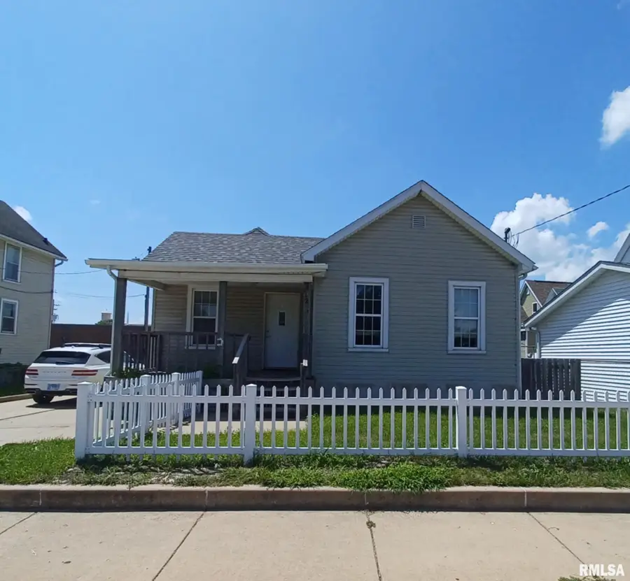 62 N 5th Avenue, Canton, IL 61520 - Image #2