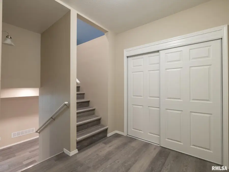 7711 Linden Lane, Delavan, IL 61734 - Image #2