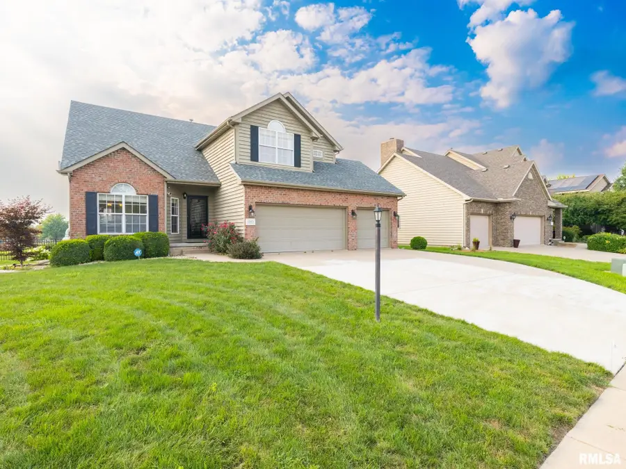 4815 N Weaverridge Boulevard, Peoria, IL 61615 - Image #3