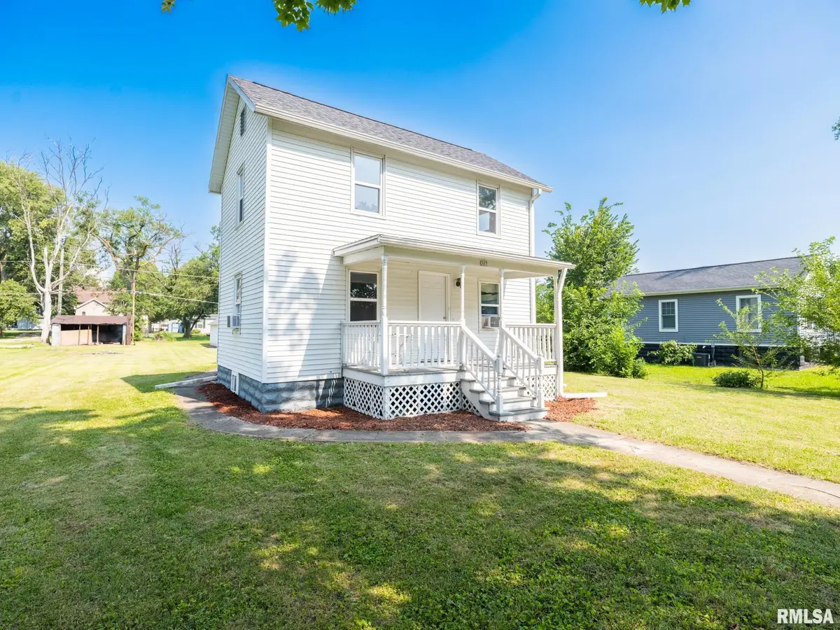 307 S Hickory Street, Wenona, IL 61377 - Image #1