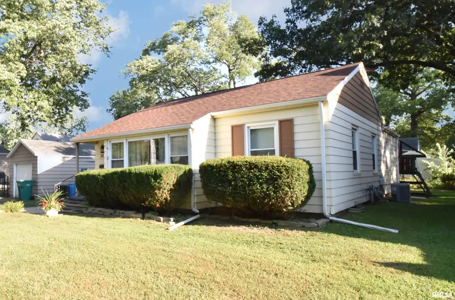 2626 W Heading Avenue, West Peoria, IL 61604 - Image #3