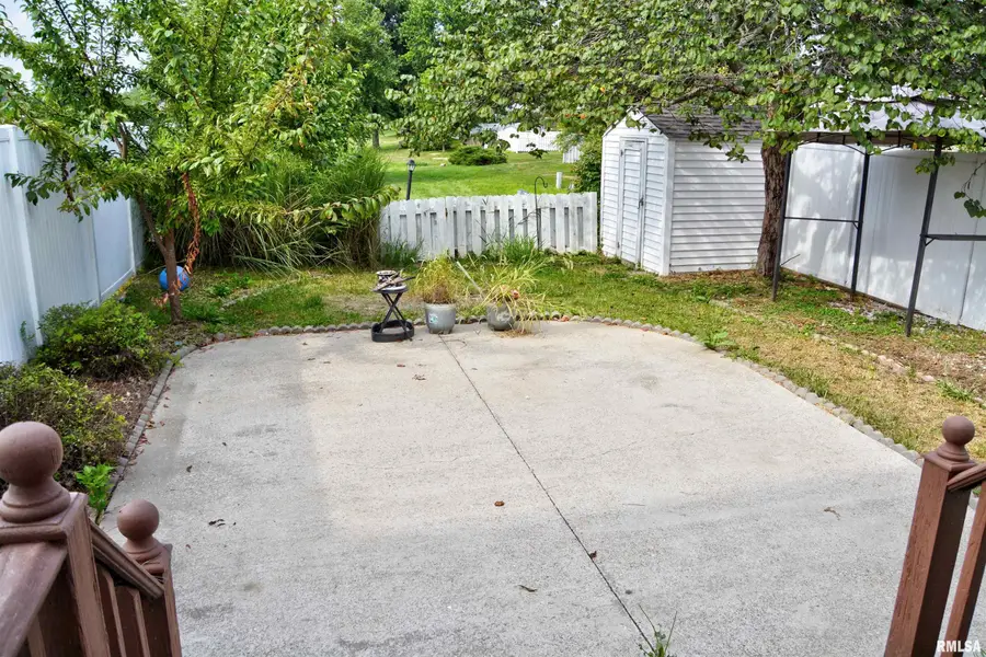 260 Jamestown Road, Macomb, IL 61455 - Image #3