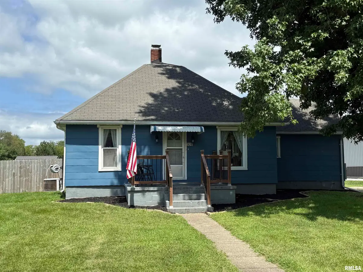 975 Old West Locust Street, Canton, IL 61520 - Image #1