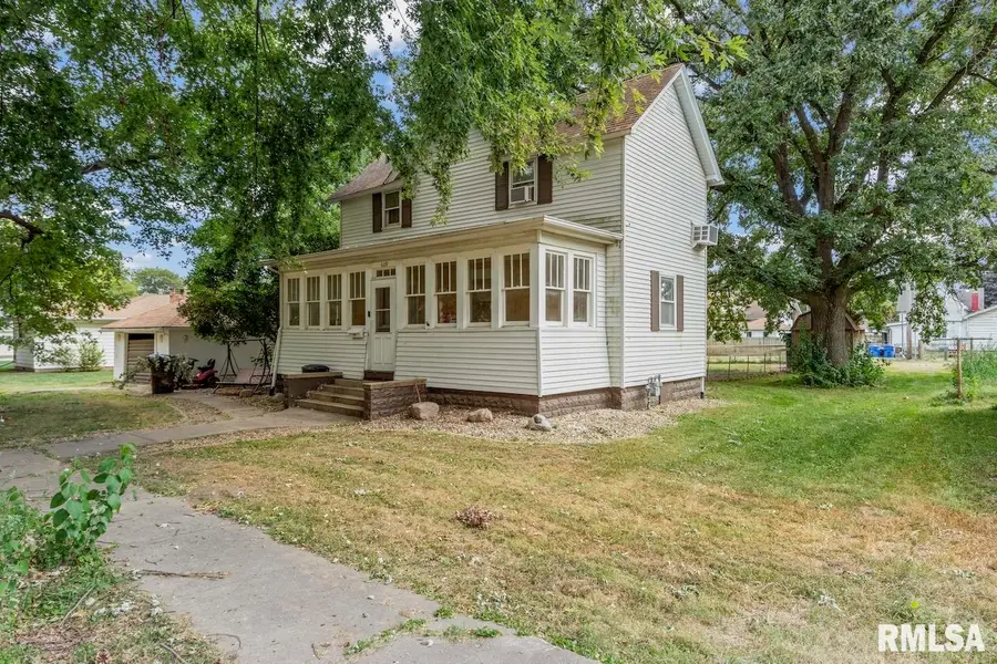 609 E High Street, Mason City, IL 62664 - Image #2