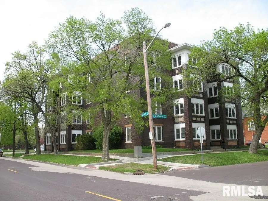 502 NW Bryan Street, Peoria, IL 61603 - Image #1