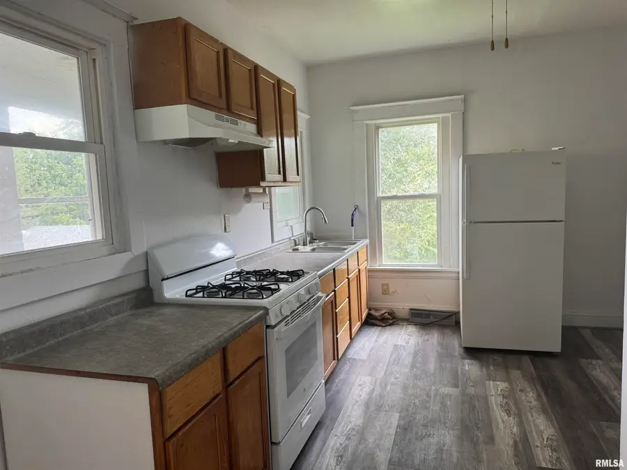 924 4th Street, Peru, IL 61354 - Image #3