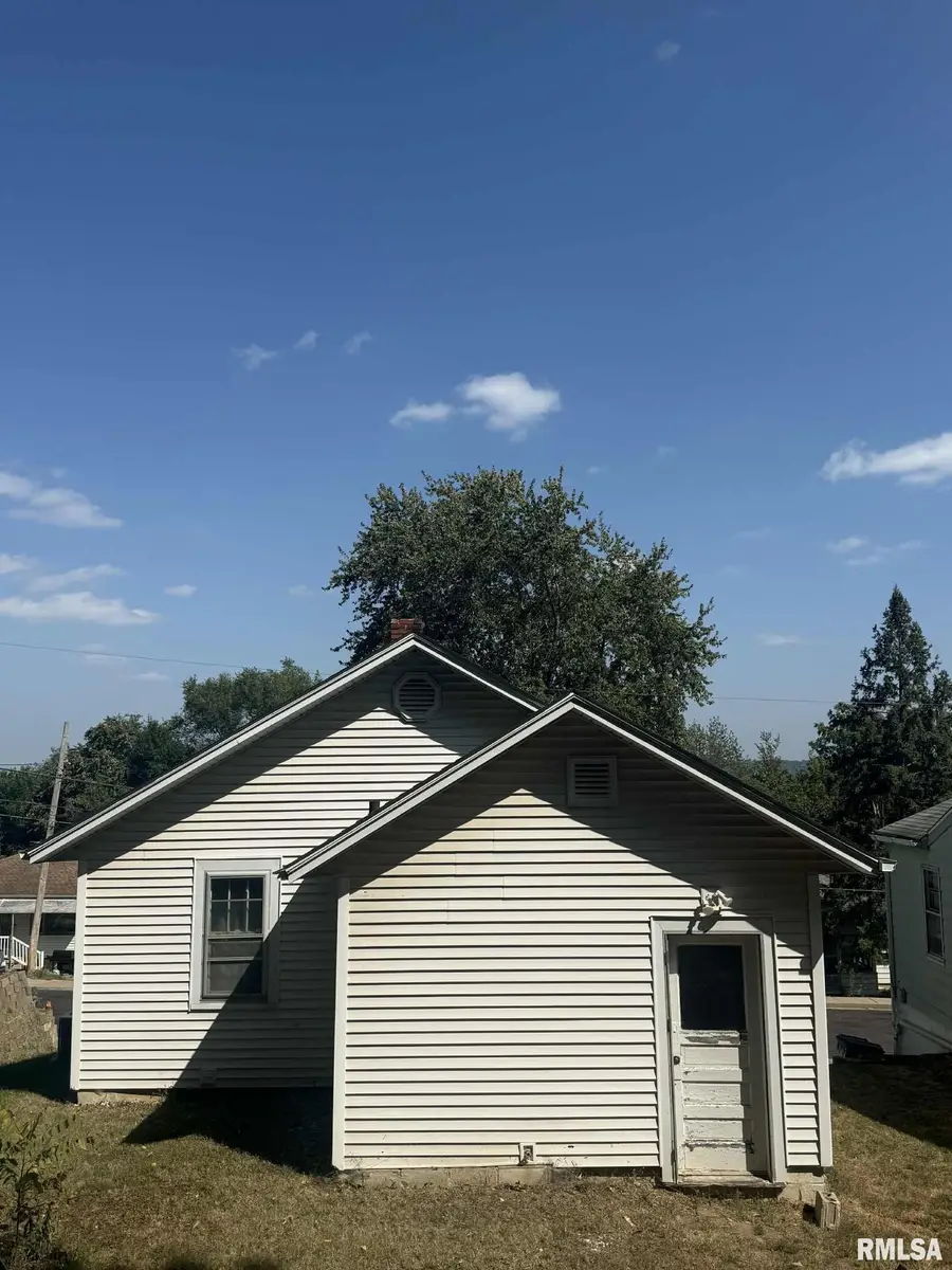 323 Buena Vista Street, Bartonville, IL 61607 - Image #2