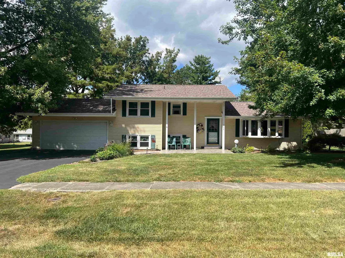 302 W 5th Street, Vermont, IL 61484 - Image #1