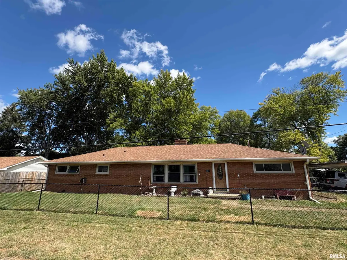 501 N Wood Street, Washington, IL 61571 - Image #1