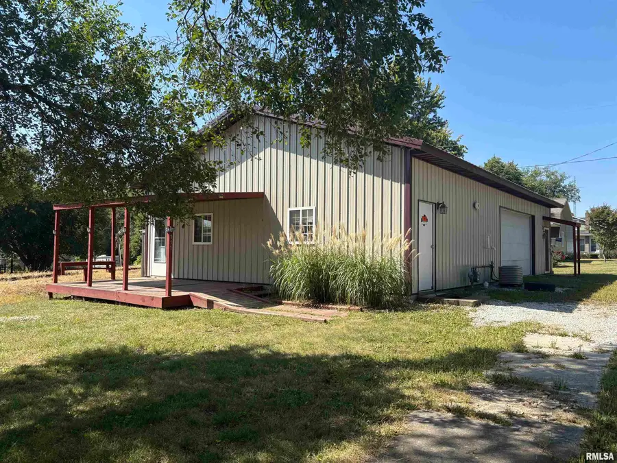 111 E South Street, Ipava, IL 61441 - Image #2