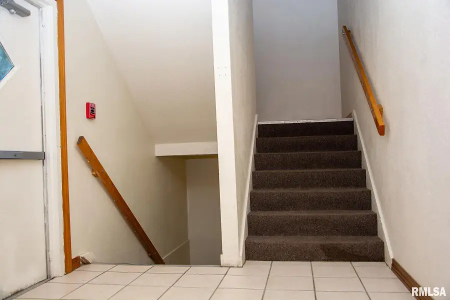 720 Wigwam Hollow Road #1, Macomb, IL 61455 - Image #2