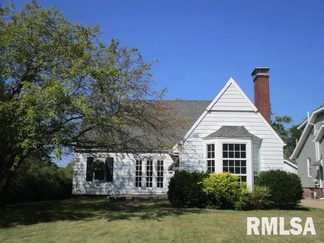 3203 N Biltmore Avenue, Peoria, IL 61604 - Image #1