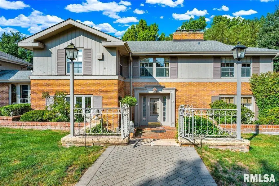 62 Redwood Circle, Canton, IL 61520 - Image #3