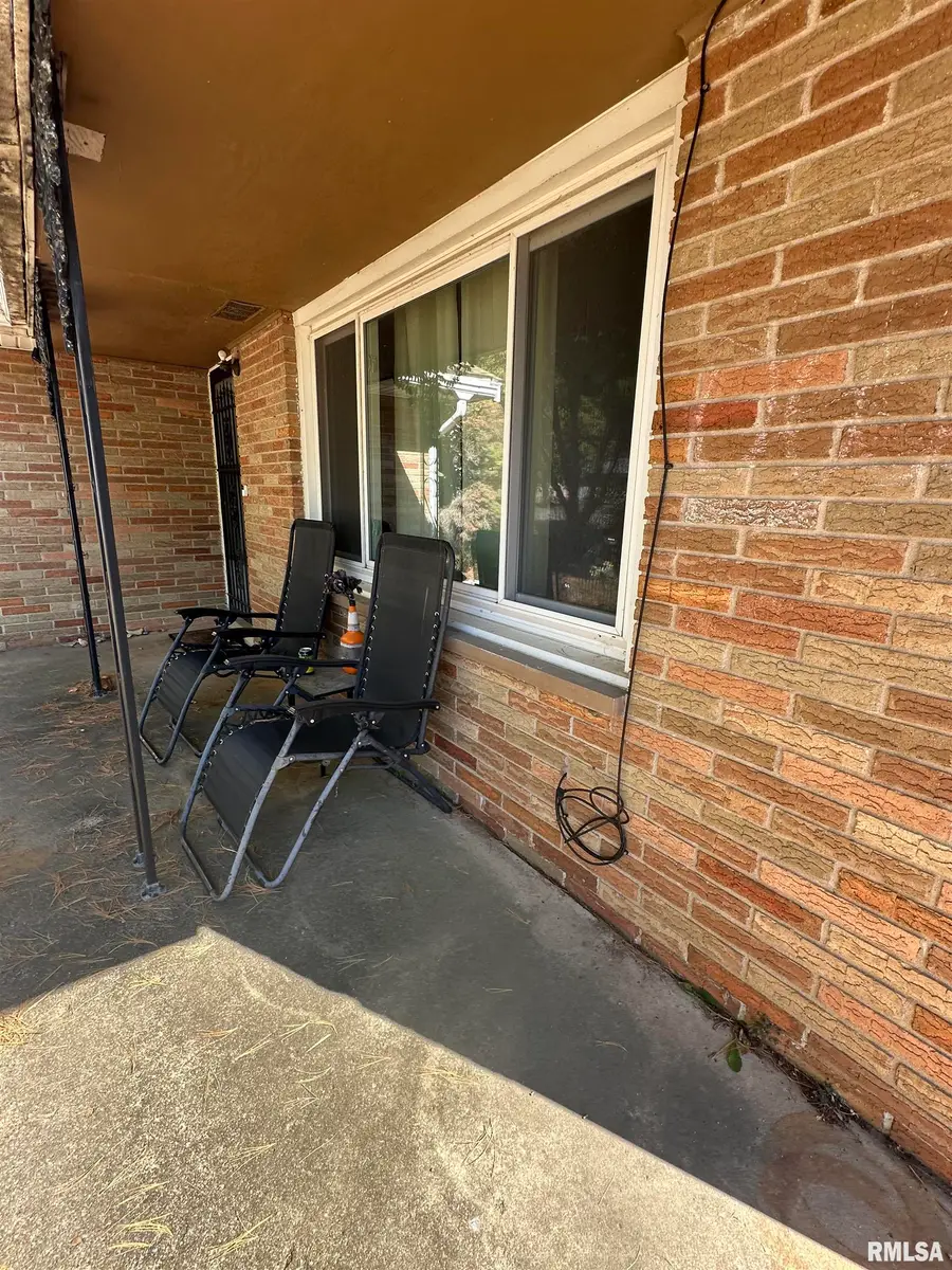 1130 Sunset Drive, East Peoria, IL 61611 - Image #3