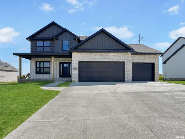 1621 Rustic Oak Drive, Washington, IL 61571