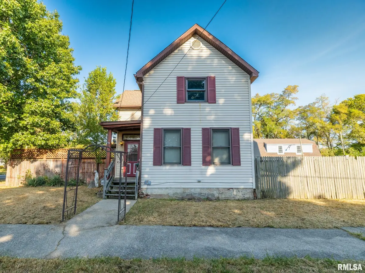 900 S Warren Street, Peoria, IL 61605 - Image #1