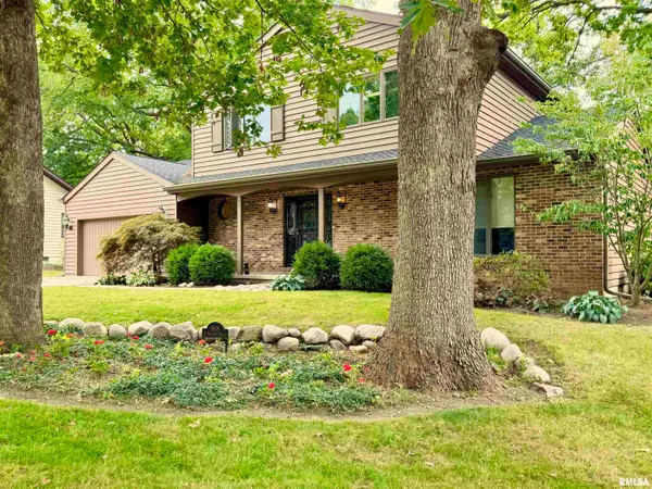 6816 N Aycliffe Drive, Peoria, IL 61614