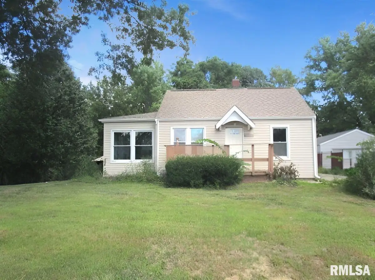 109 Avalon Avenue, Creve Coeur, IL 61610 - Image #1