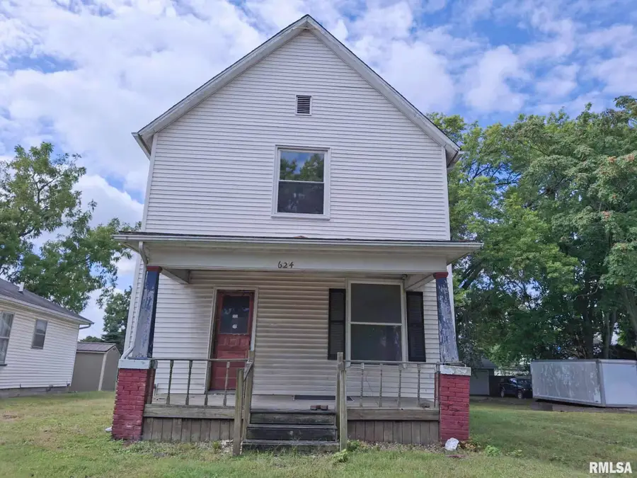 624 S Main Street, Canton, IL 61520 - Image #2