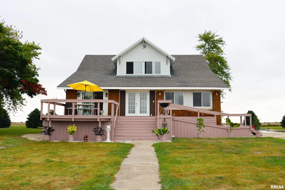 10788 N 1000 E Road, Chenoa, IL 61726 - Image #1