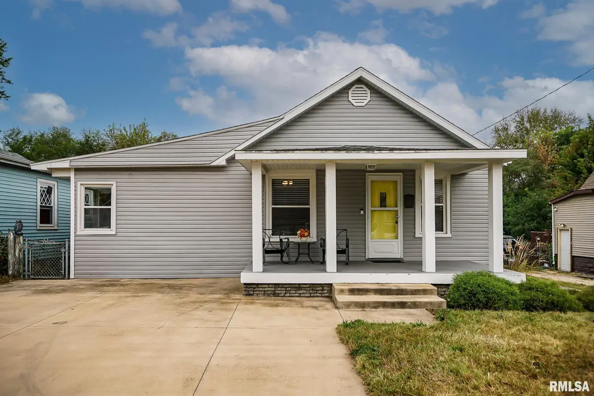 1107 Mechanic Street, Pekin, IL 61554 - #1