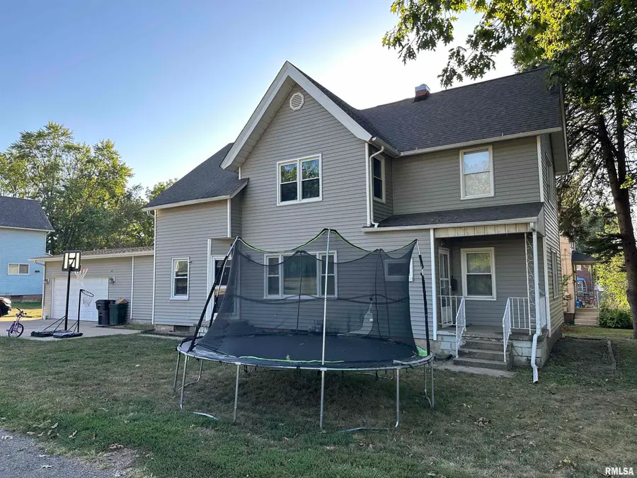 362 E Ash Street, Canton, IL 61520 - Image #2