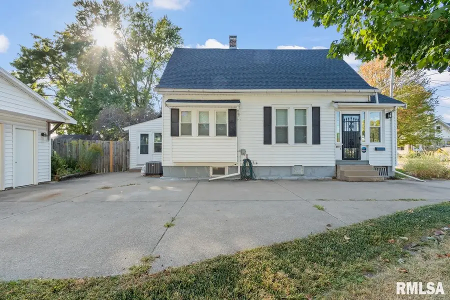 1216 E Rouse Avenue, Peoria Heights, IL 61616 - Image #3