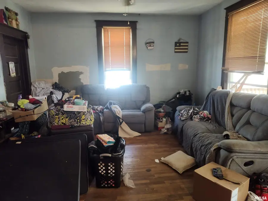 2608 Shelby Avenue, Mattoon, IL 61938 - Image #3