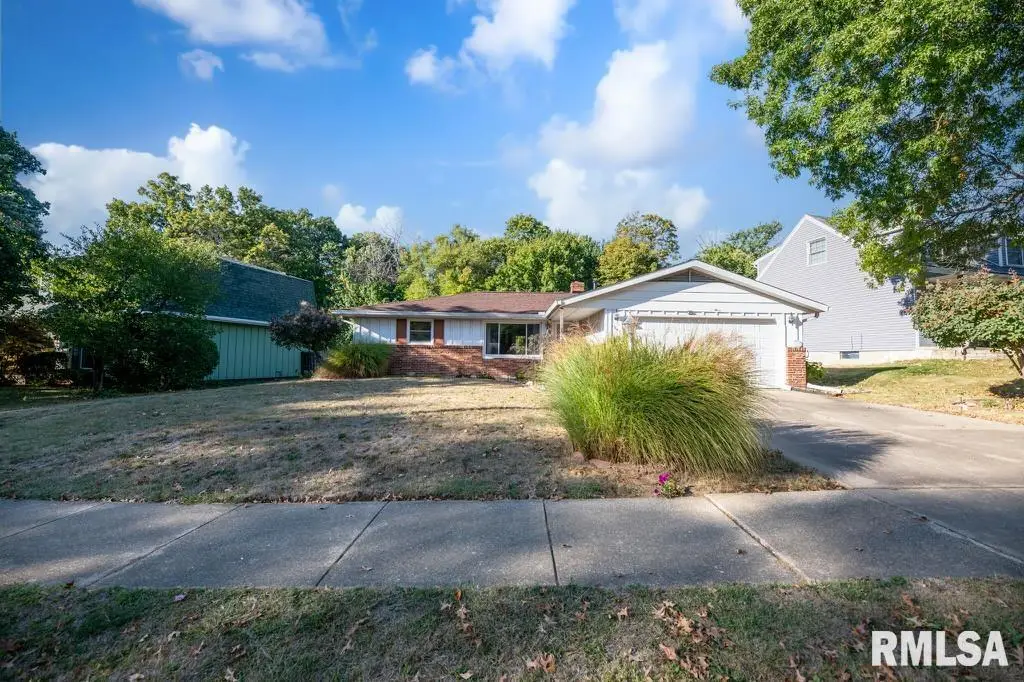 3347 W Saymore Lane, Peoria, IL 61615 - Image #1