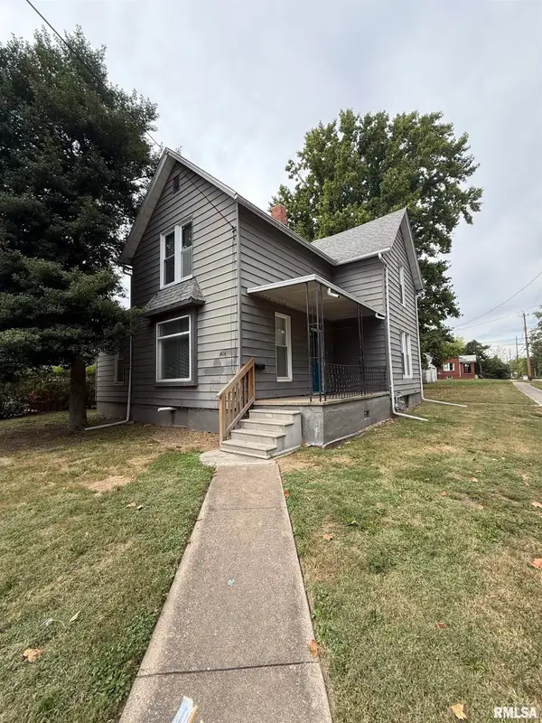 404 W Pierce Street, Macomb, IL 61455