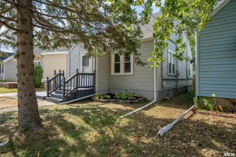 807 N Ashland Avenue, West Peoria, IL 61604 - Image #2