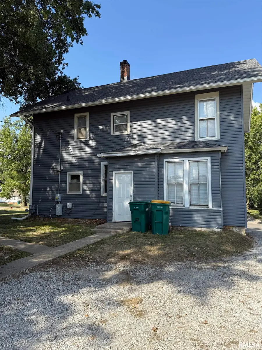 423 W Calhoun Street, Macomb, IL 61455 - Image #2