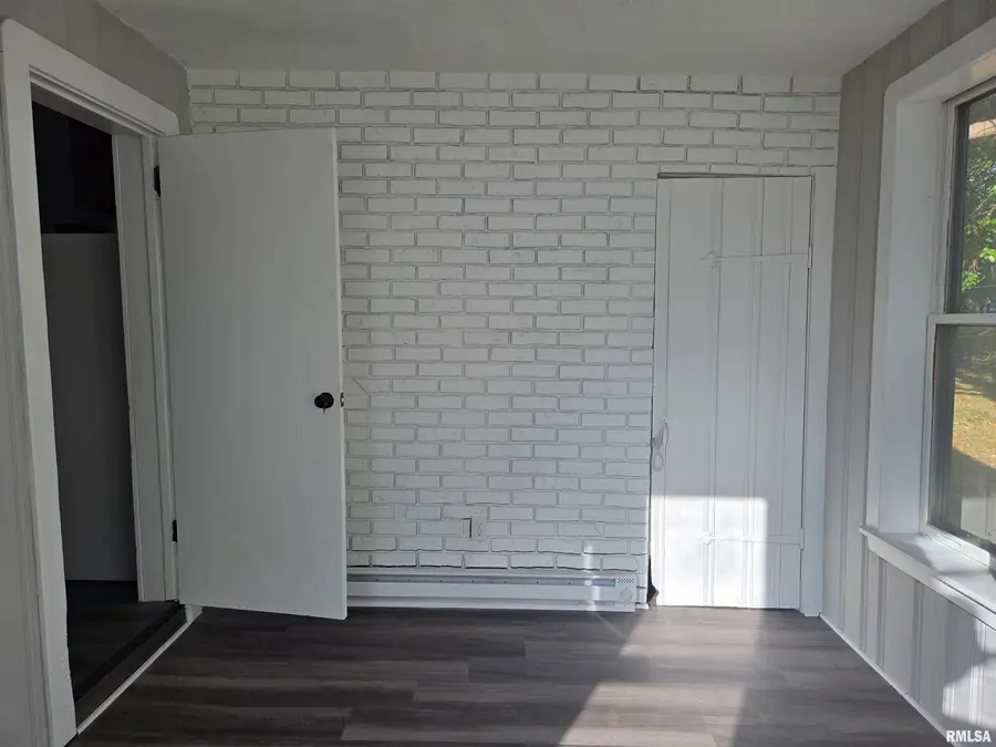 617 W Hanssler Place, Peoria, IL 61604 - Image #3