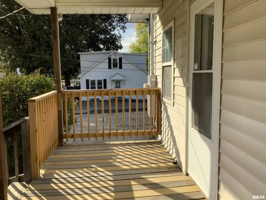 801 E Toledo Avenue, Peoria Heights, IL 61616 - Image #2