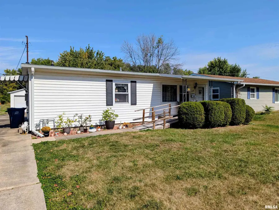 230 Barsi Boulevard, Macomb, IL 61455 - Image #2