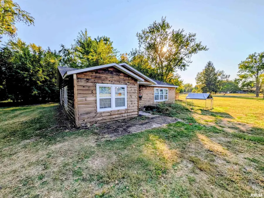 1331 E Pierce Street, Macomb, IL 61455 - Image #2